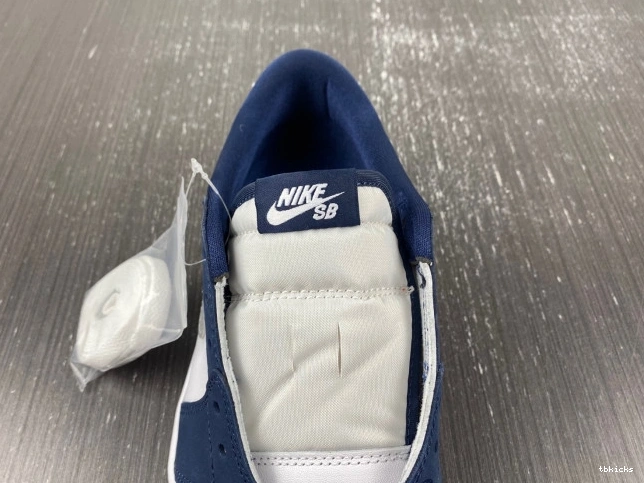 Reps TBK Jordan SB Low Midnight Navy CJ7891-400 1 0820